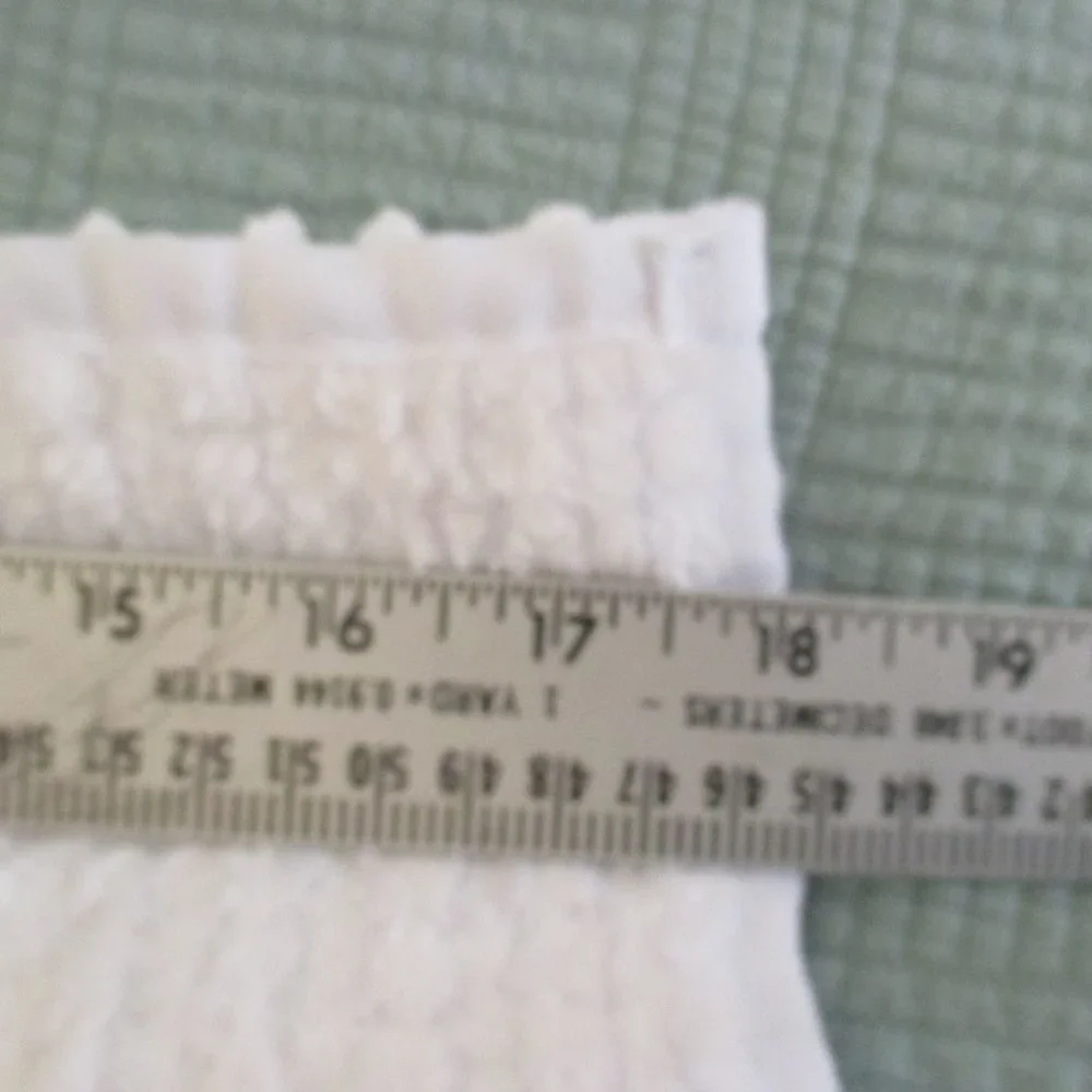 Laura Ashley White Velour Tufted Bath Mat Rug